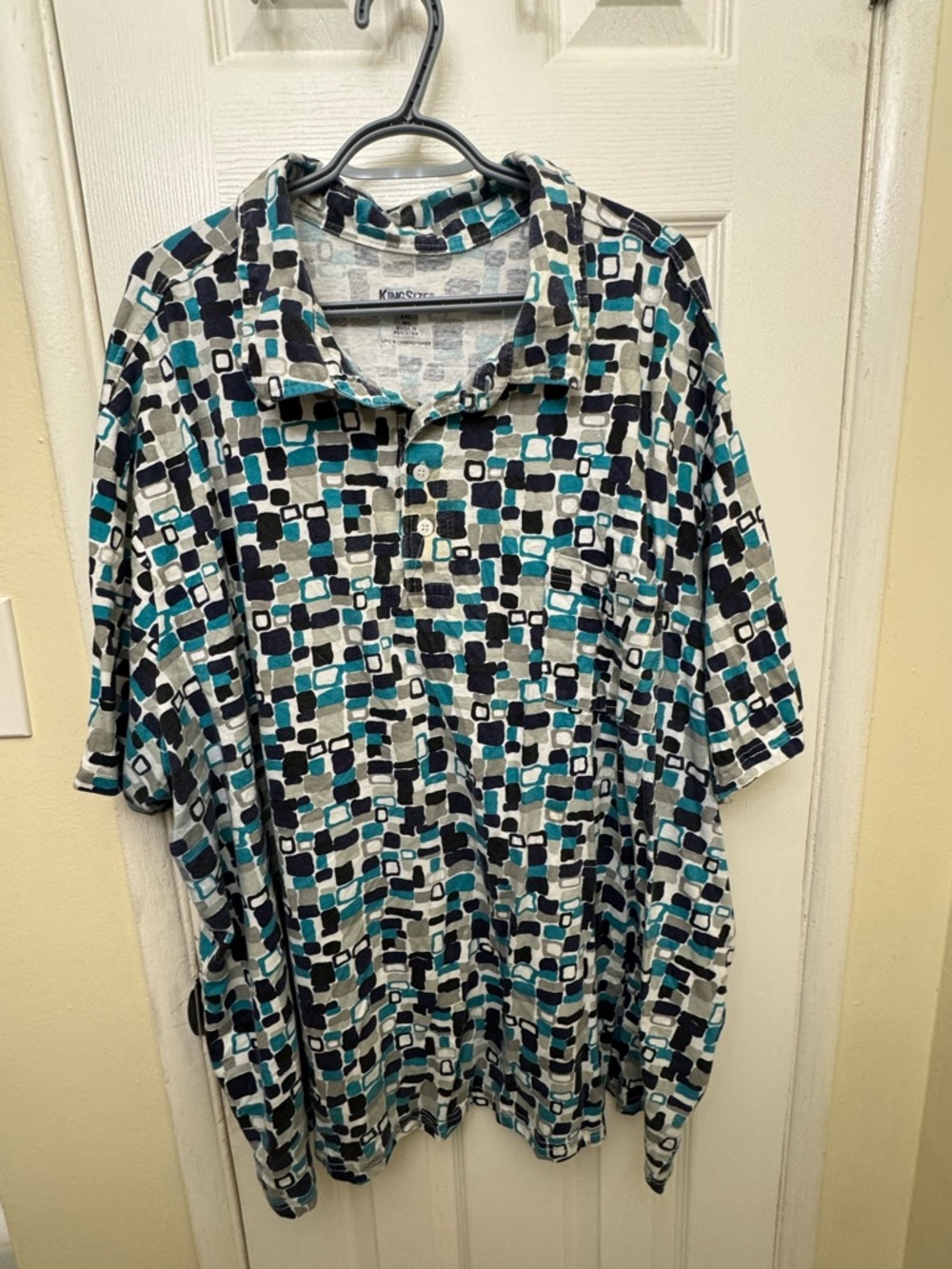 Kirkland Signature Teal Black White Geometric Short Sleeve Polo